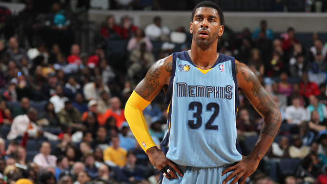  黄蜂新秀冲突遭联盟禁赛处罚  